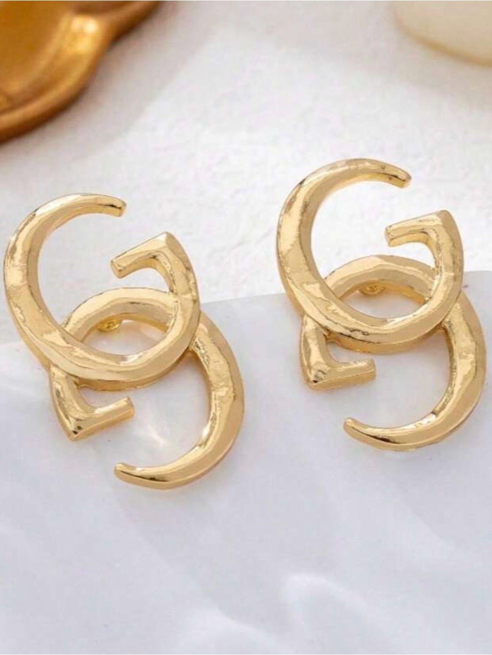 Gold color Interlocking Circle Stud Earrings - Women Jewelry